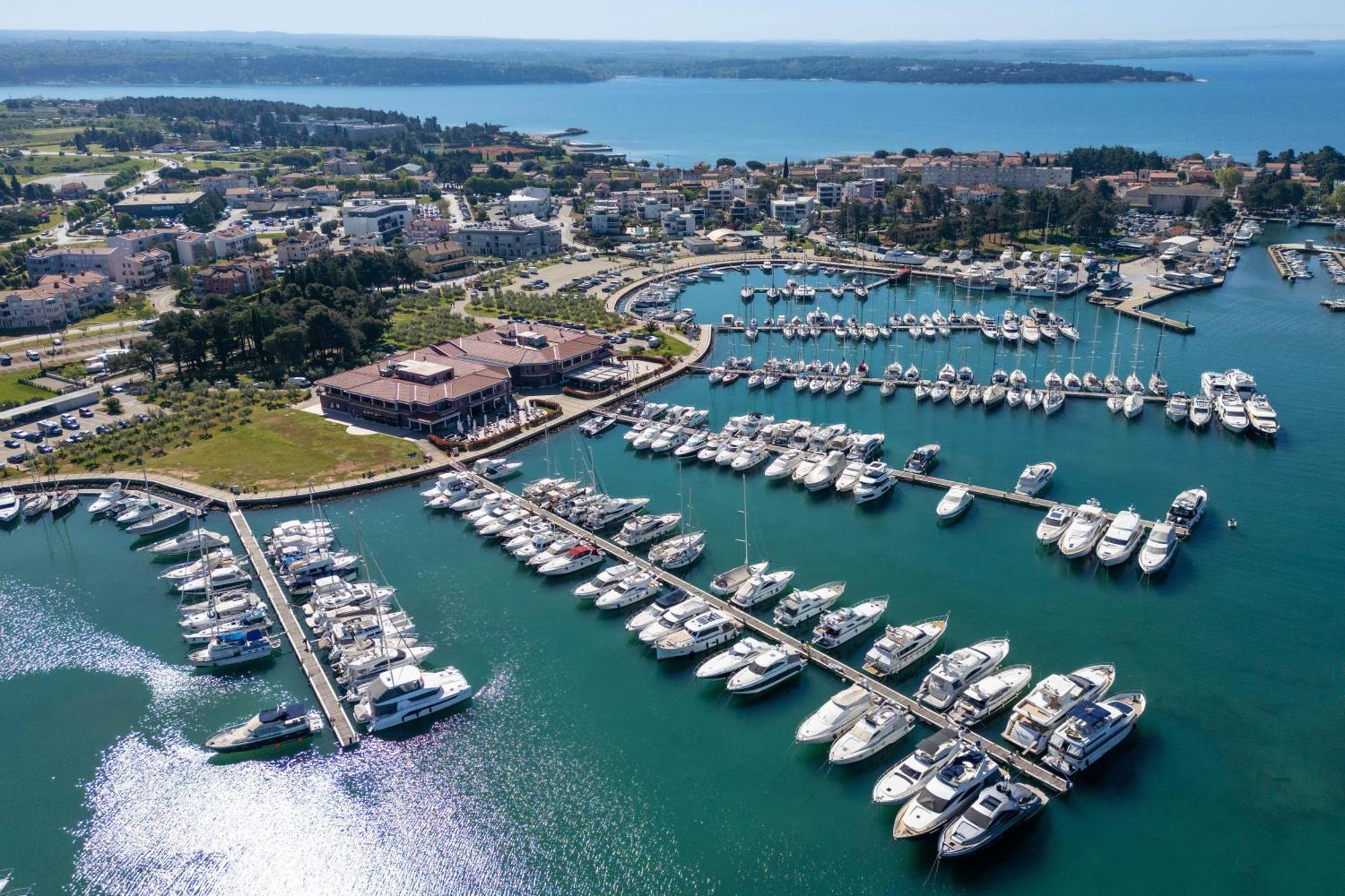 Boutique Hotel Nautica - Spa & Wellness, Free Parking, Pet Friendly Новиград Экстерьер фото