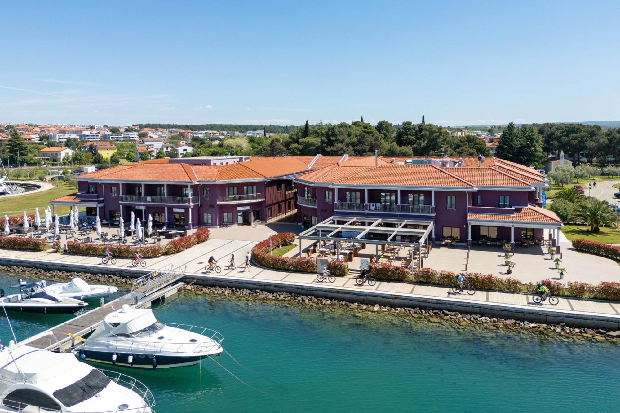 Boutique Hotel Nautica - Spa & Wellness, Free Parking, Pet Friendly Новиград Экстерьер фото