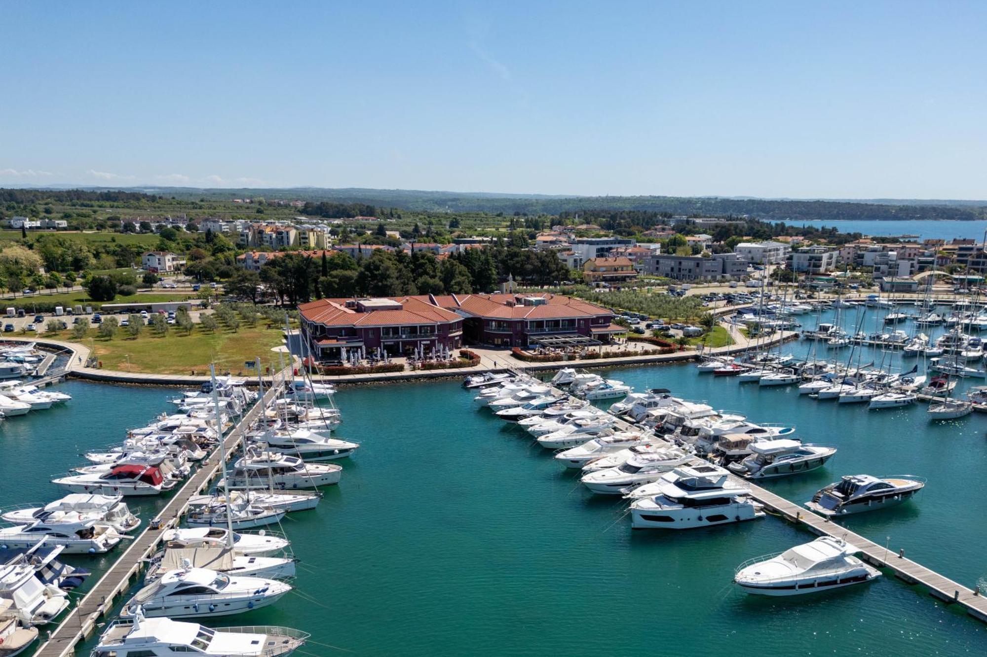 Boutique Hotel Nautica - Spa & Wellness, Free Parking, Pet Friendly Новиград Экстерьер фото
