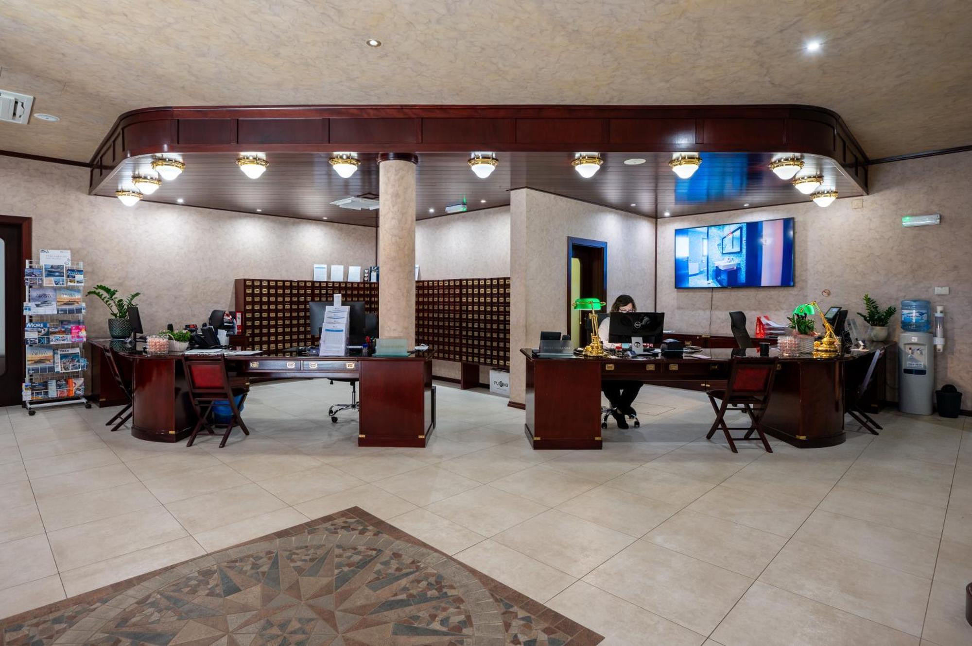 Boutique Hotel Nautica - Spa & Wellness, Free Parking, Pet Friendly Новиград Экстерьер фото